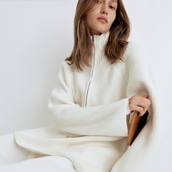 H&M Sweaters - BOGO H & M Oversized Rib-Knit Half-Zip Sweater